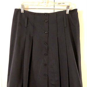 Dark navy Prada pleated skirt 24" long